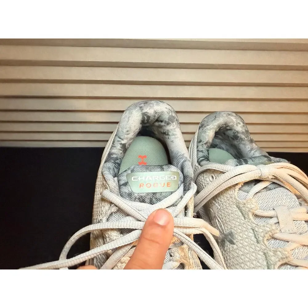 Under Armour Charged Rogue 3 Running Shoes Women’s 9.5 Gray Athletic Sneakers